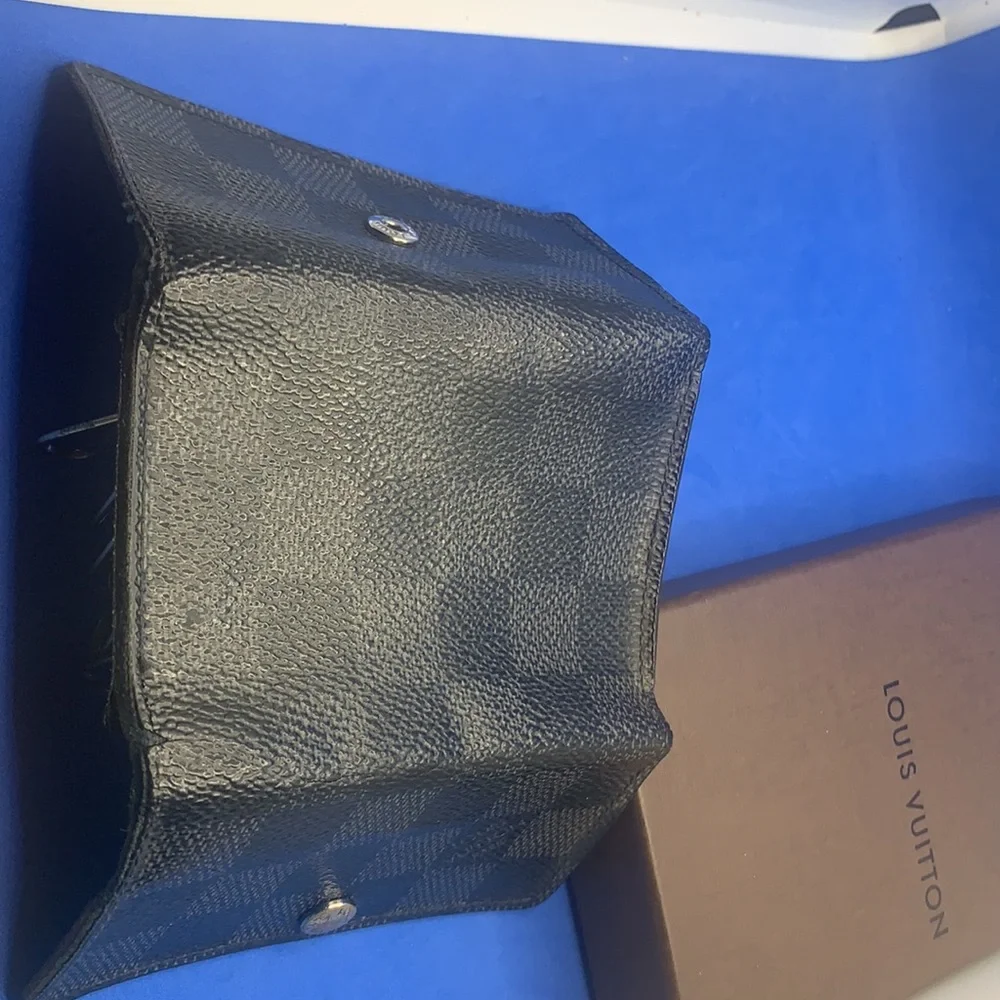 Louis Vuitton Damier Graphite 6 key holder‎